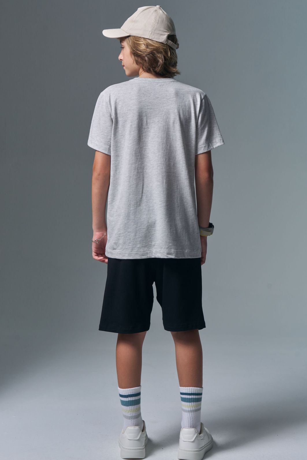 Conjunto de camiseta em meia malha e bermuda em molevisco com elastano 96866 Johnny Fox Teen Menino Conjunto de camiseta em meia malha e bermuda em molevisco com elastano 96866 Johnny Fox Teen Menino