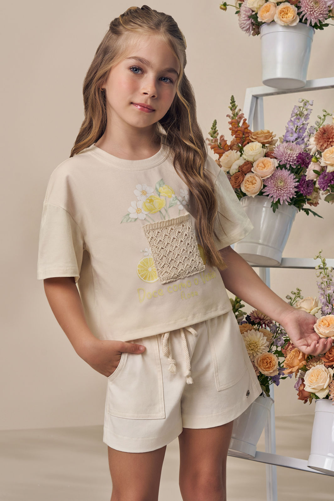 Conjunto de blusa em meia malha com shorts de sarja com elastano 98891 Infanti Infantil Menina Conjunto de blusa em meia malha com shorts de sarja com elastano 98891 Infanti Infantil Menina