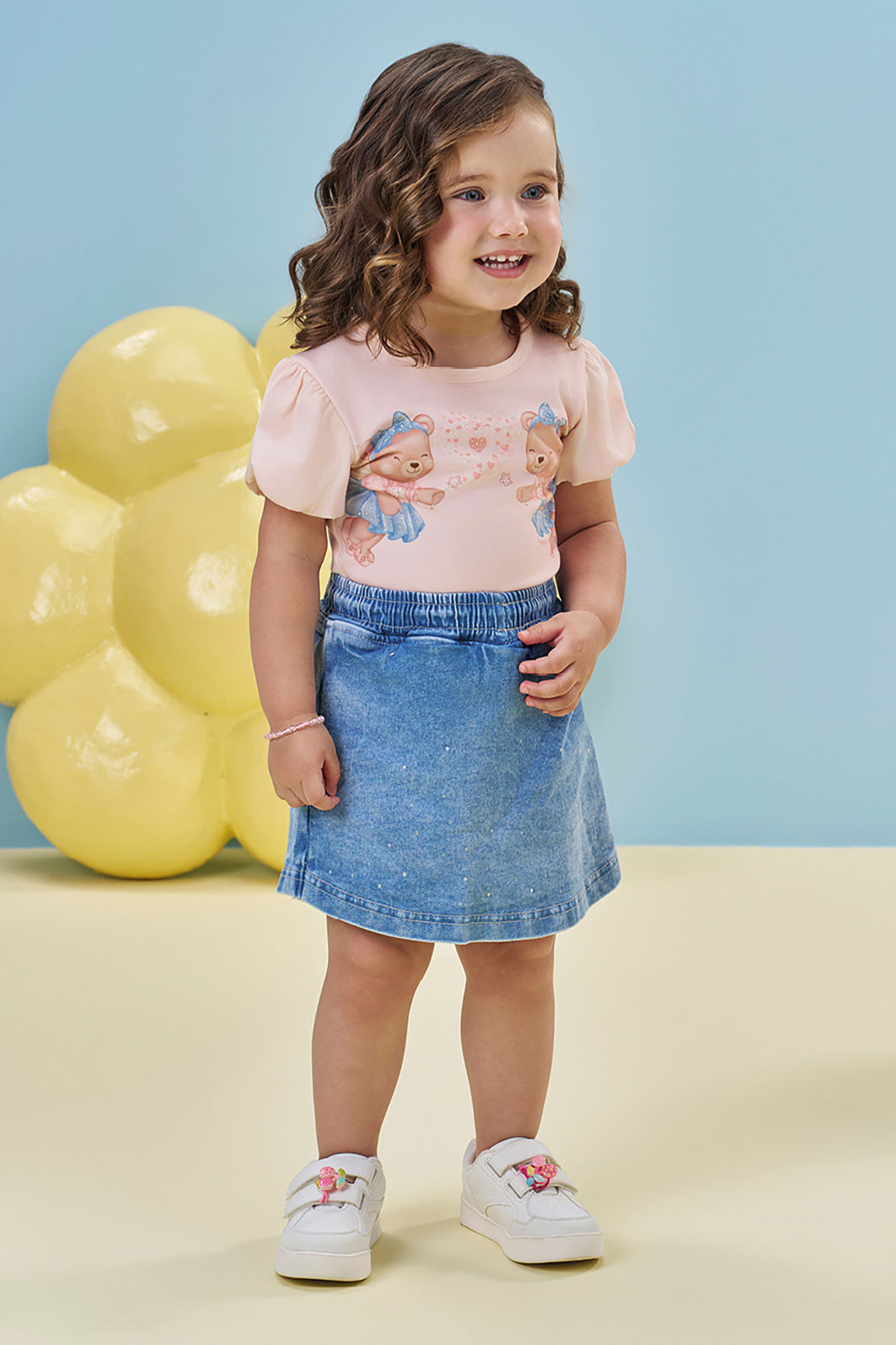 Conjunto de blusa em cotton e short saia em jeans com elastano 95252 Kukiê Infantil Menina Conjunto de blusa em cotton e short saia em jeans com elastano 95252 Kukiê Infantil Menina