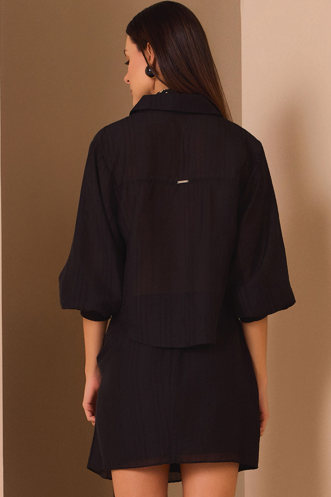 Camisa em tecido tencel premium 98446 Linzzi Camisa em tecido tencel premium 98446 Linzzi