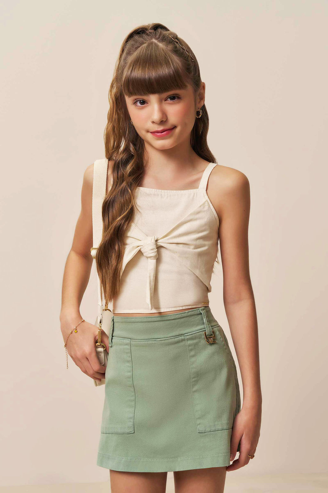 Conjunto de blusa em linho deluxe e short saia em sarja com elastano 94959 Vic Teen Menina Conjunto de blusa em linho deluxe e short saia em sarja com elastano 94959 Vic Teen Menina