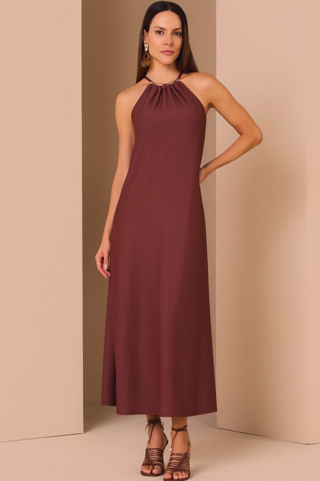 Vestido maxi midi em malha texturizada premium com elastano 97733 Linzzi Vestido maxi midi em malha texturizada premium com elastano 97733 Linzzi