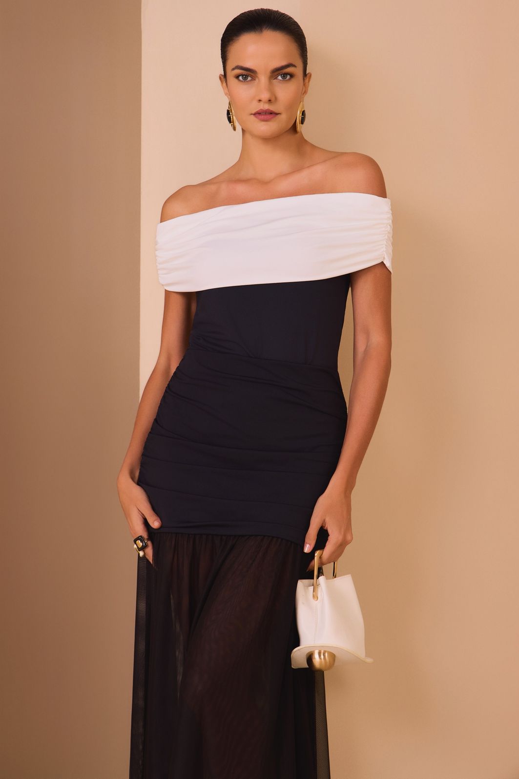 Saia maxi midi em malha delicaté e tule 99285 Linzzi Saia maxi midi em malha delicaté e tule 99285 Linzzi