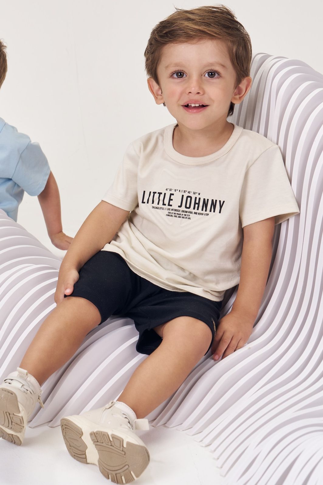 Conjunto de camiseta em meia malha e bermuda em molevisco com elastano 99238 Johnny Fox Teen Menino Conjunto de camiseta em meia malha e bermuda em molevisco com elastano 99238 Johnny Fox Teen Menino