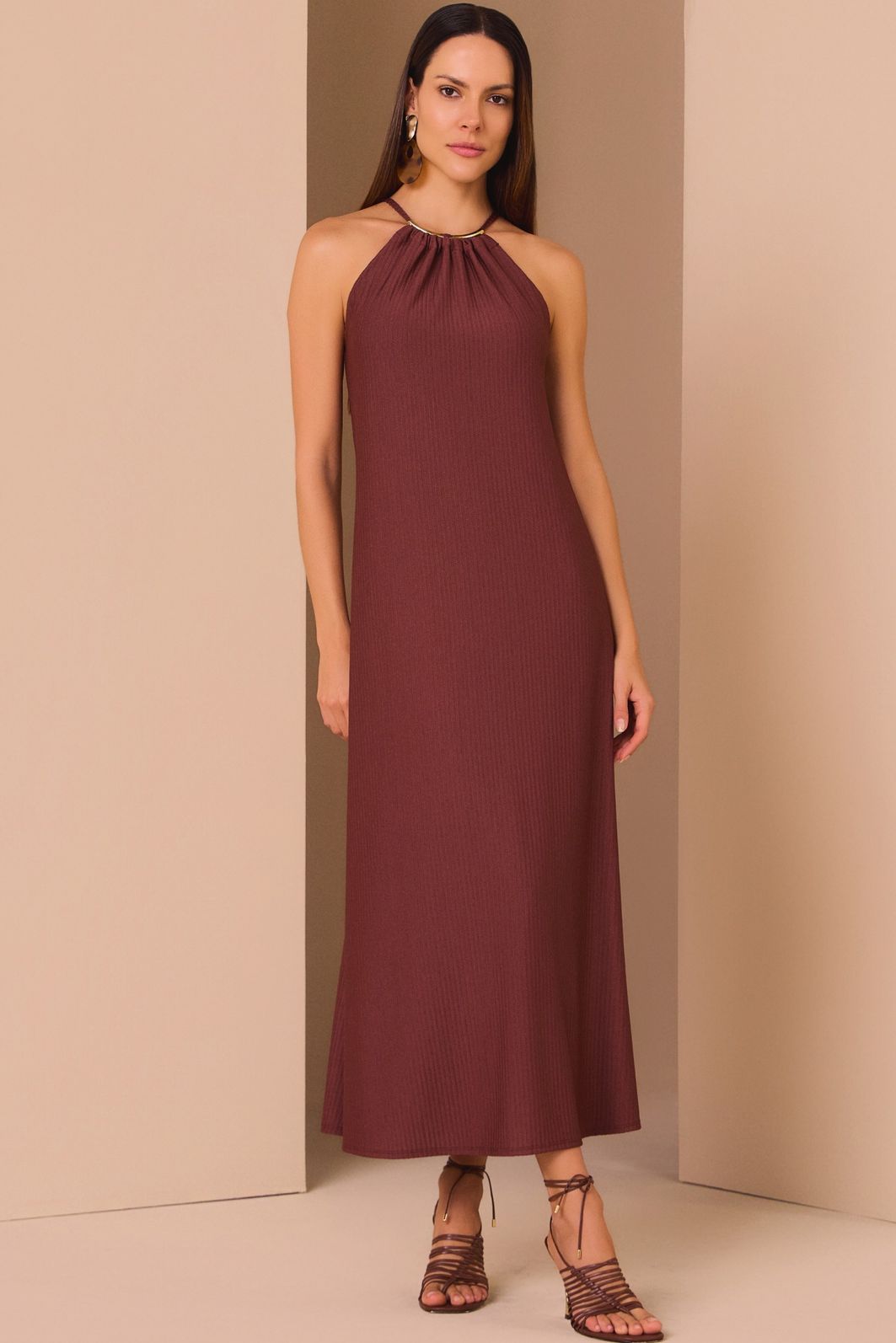 Vestido maxi midi em malha texturizada premium com elastano 97733 Linzzi Vestido maxi midi em malha texturizada premium com elastano 97733 Linzzi