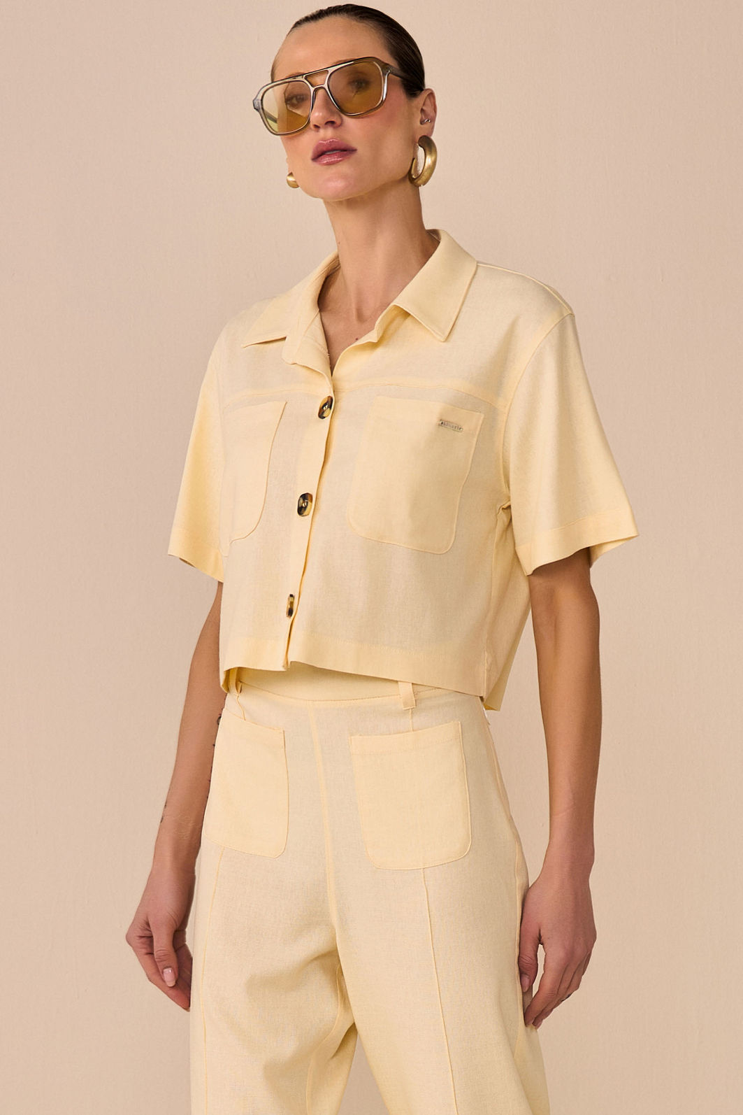 Camisa em blend de linho 95632 Linzzi Camisa em blend de linho 95632 Linzzi