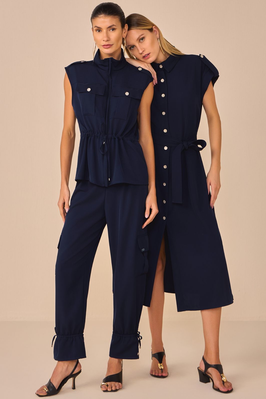 Calça slouchy em crepe alfaiataria 94735 Linzzi Calça slouchy em crepe alfaiataria 94735 Linzzi