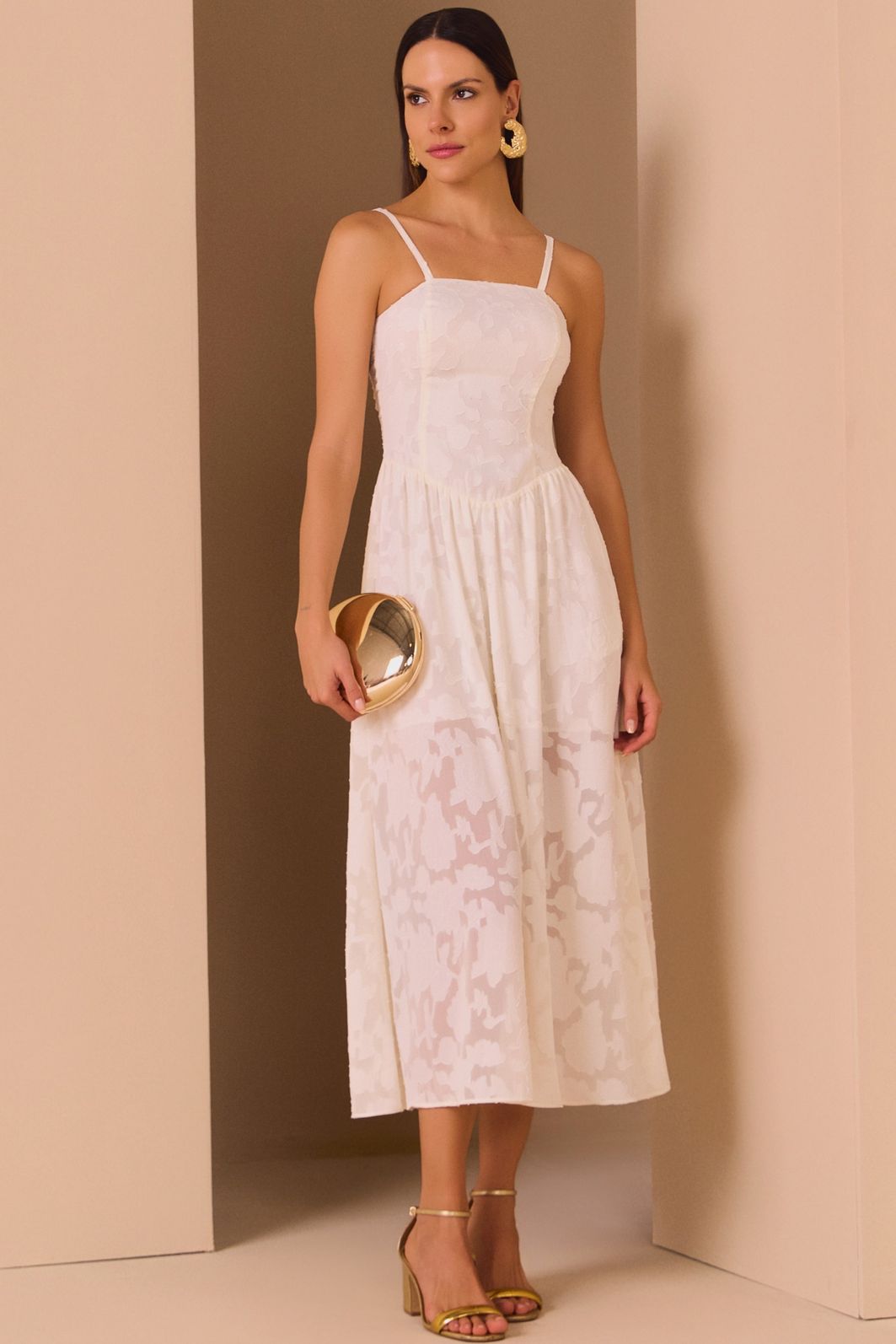 Vestido midi em crepe de jacquard premium 98098 Linzzi Vestido midi em crepe de jacquard premium 98098 Linzzi