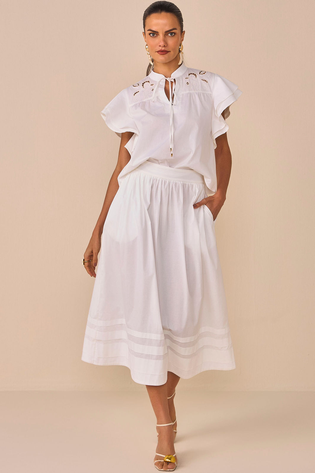 Saia maxi midi em tricoline premium com elastano. Acompanha shorts forro em malha 95286 Linzzi Saia maxi midi em tricoline premium com elastano. Acompanha shorts forro em malha 95286 Linzzi