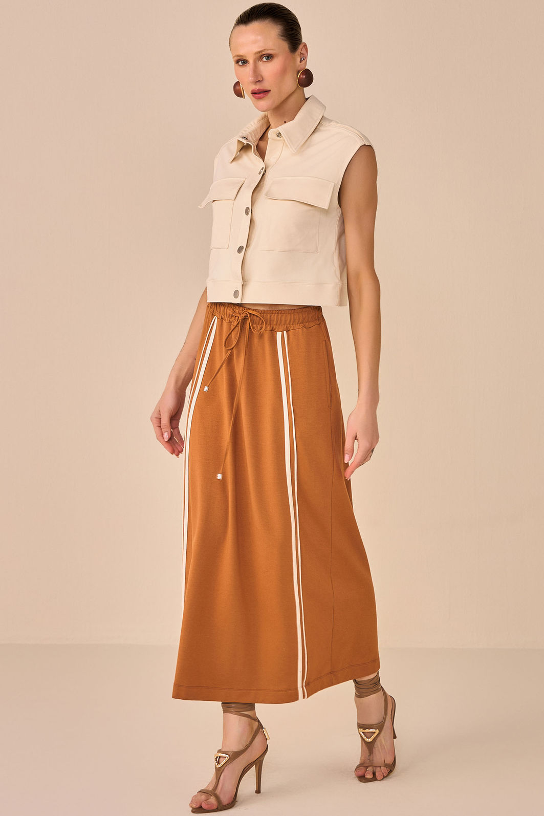 Saia maxi midi em molevisco premium 96766 Linzzi Saia maxi midi em molevisco premium 96766 Linzzi