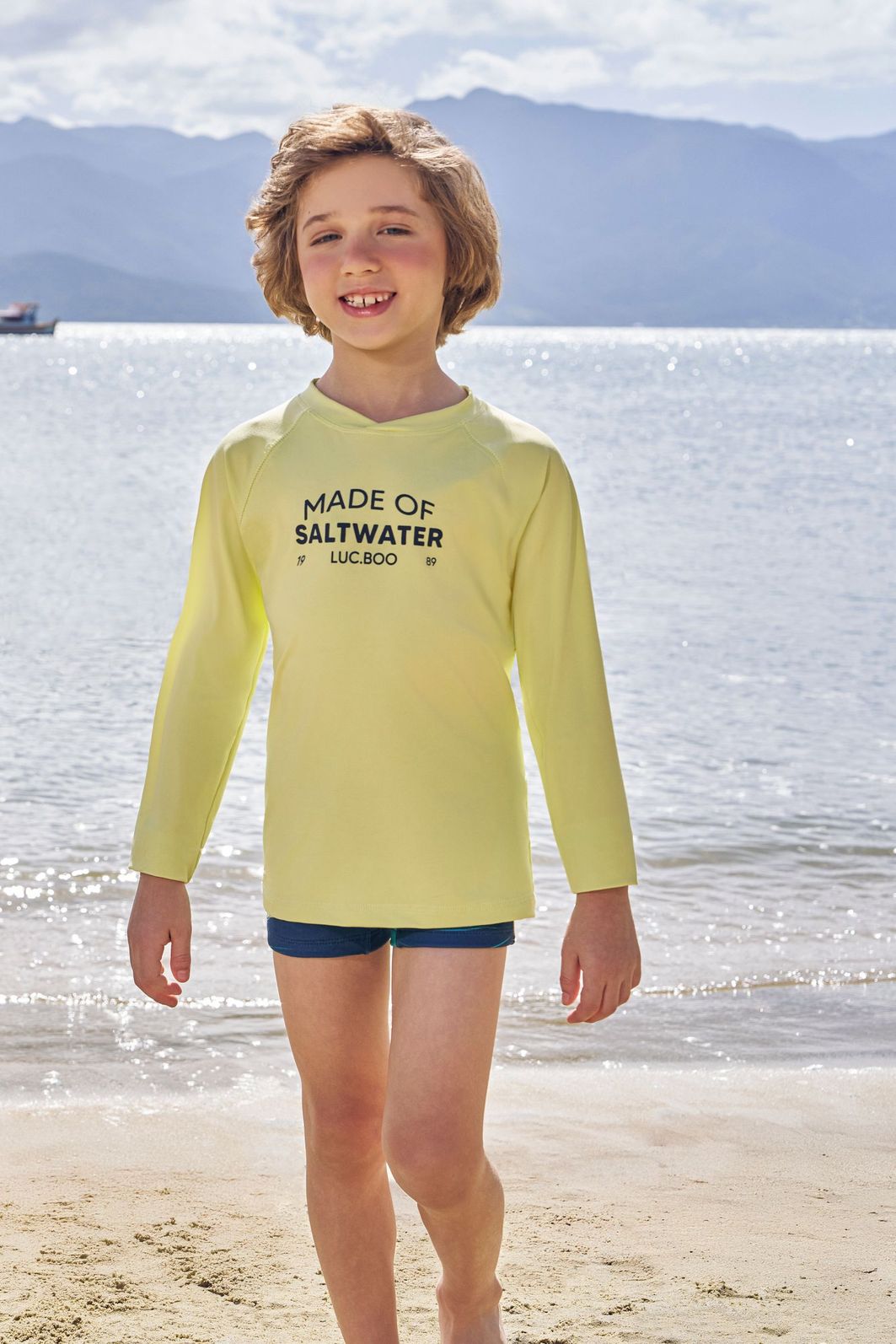 Conjunto de camiseta e sunga em malha UV dry com proteção UV50+ 96119 LucBoo Infantil Menino Conjunto de camiseta e sunga em malha UV dry com proteção UV50+ 96119 LucBoo Infantil Menino