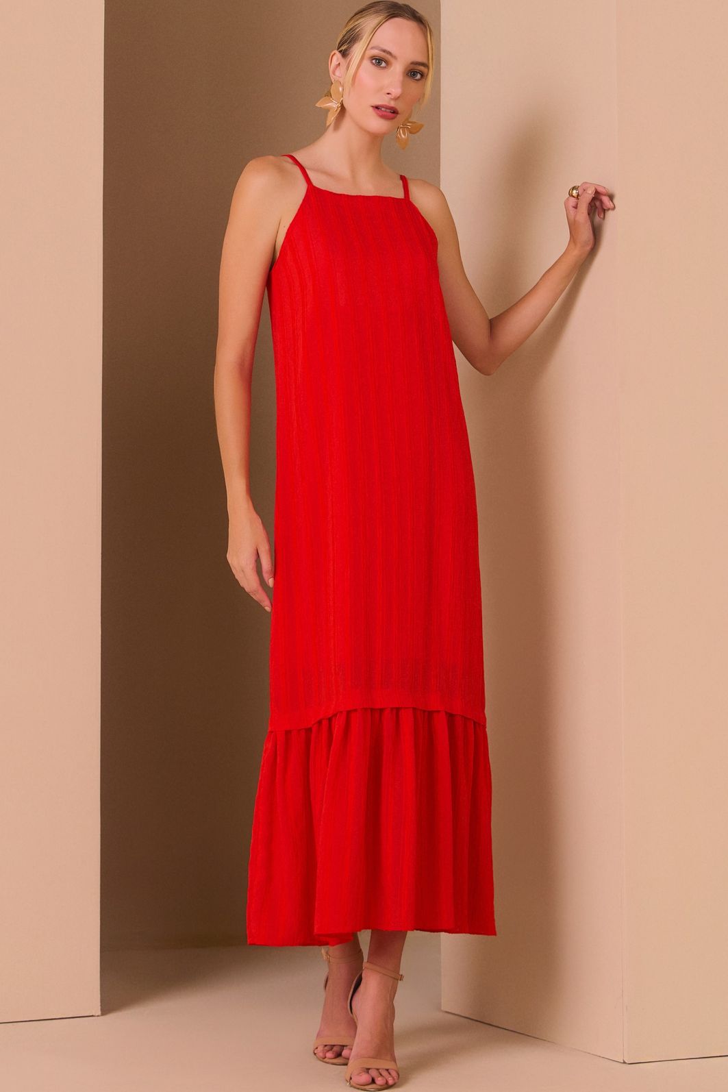 Vestido maxi midi em crepe texturizado de viscose premium 99291 Linzzi Vestido maxi midi em crepe texturizado de viscose premium 99291 Linzzi