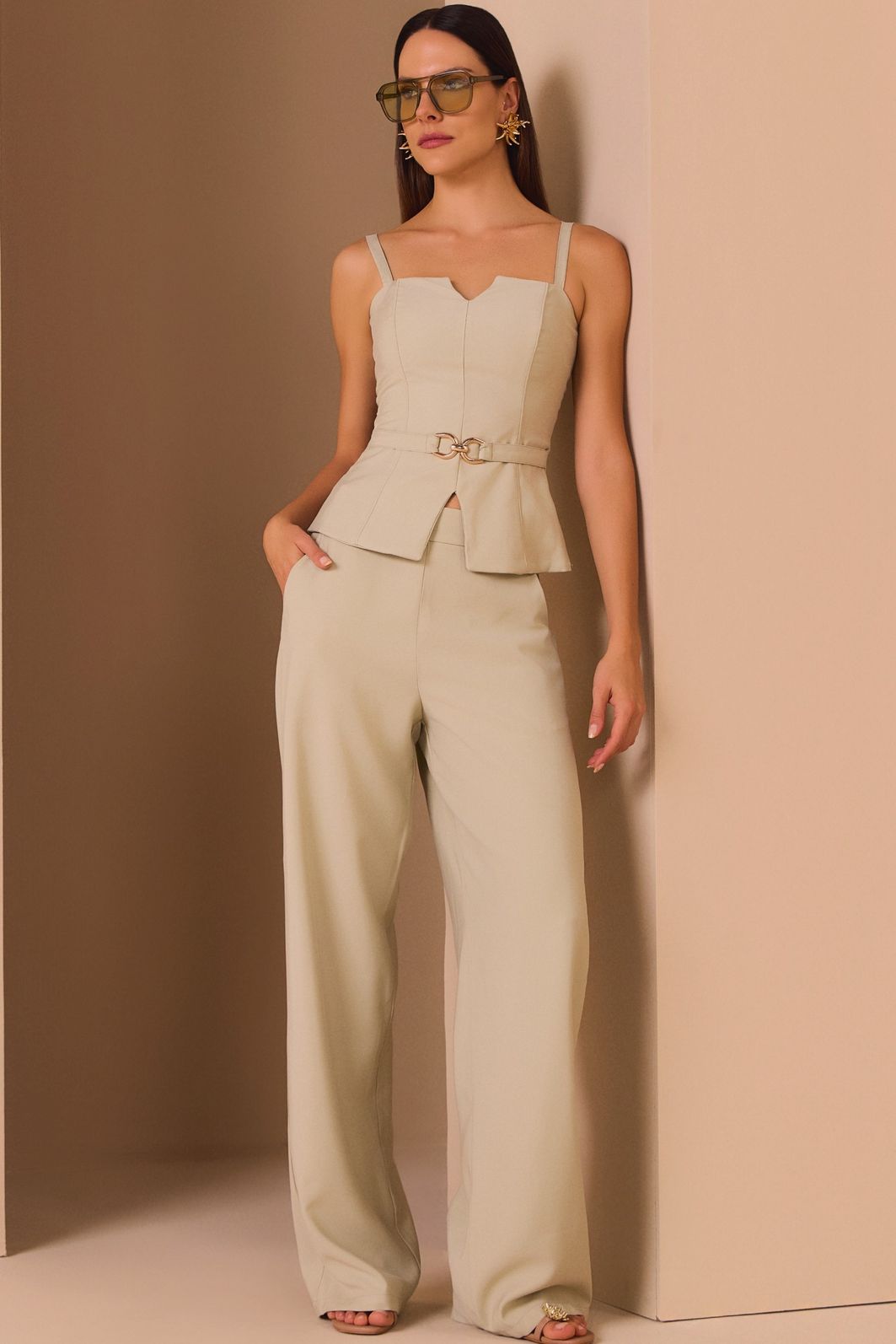 Blusa de alças em tecido alfaiataria peach touch 97739 Linzzi Blusa de alças em tecido alfaiataria peach touch 97739 Linzzi