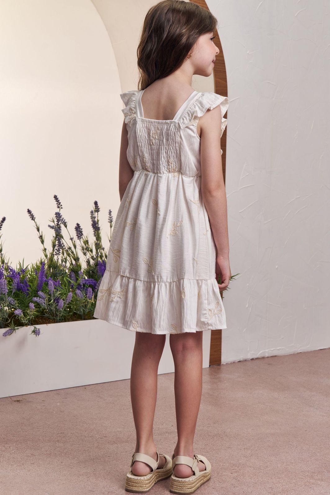Vestido em linho bordado folhas 98535 Infanti Infantil Menina