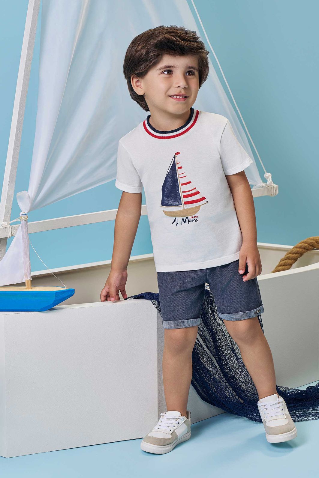 Conjunto de camiseta em meia malha e bermuda em cotton jeans com elastano 95450 LucBoo Infantil Menino Conjunto de camiseta em meia malha e bermuda em cotton jeans com elastano 95450 LucBoo Infantil Menino