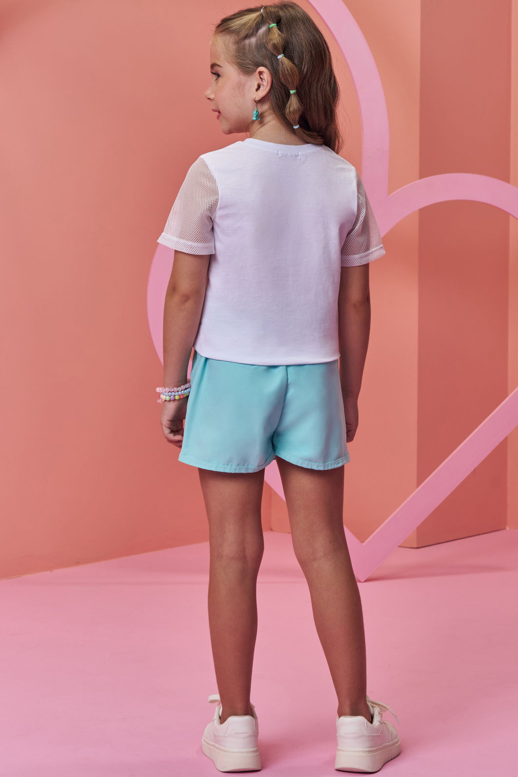Conjunto de blusa em meia malha e tela fashion com shorts em nylon soft 99304 Infanti Infantil Menina
