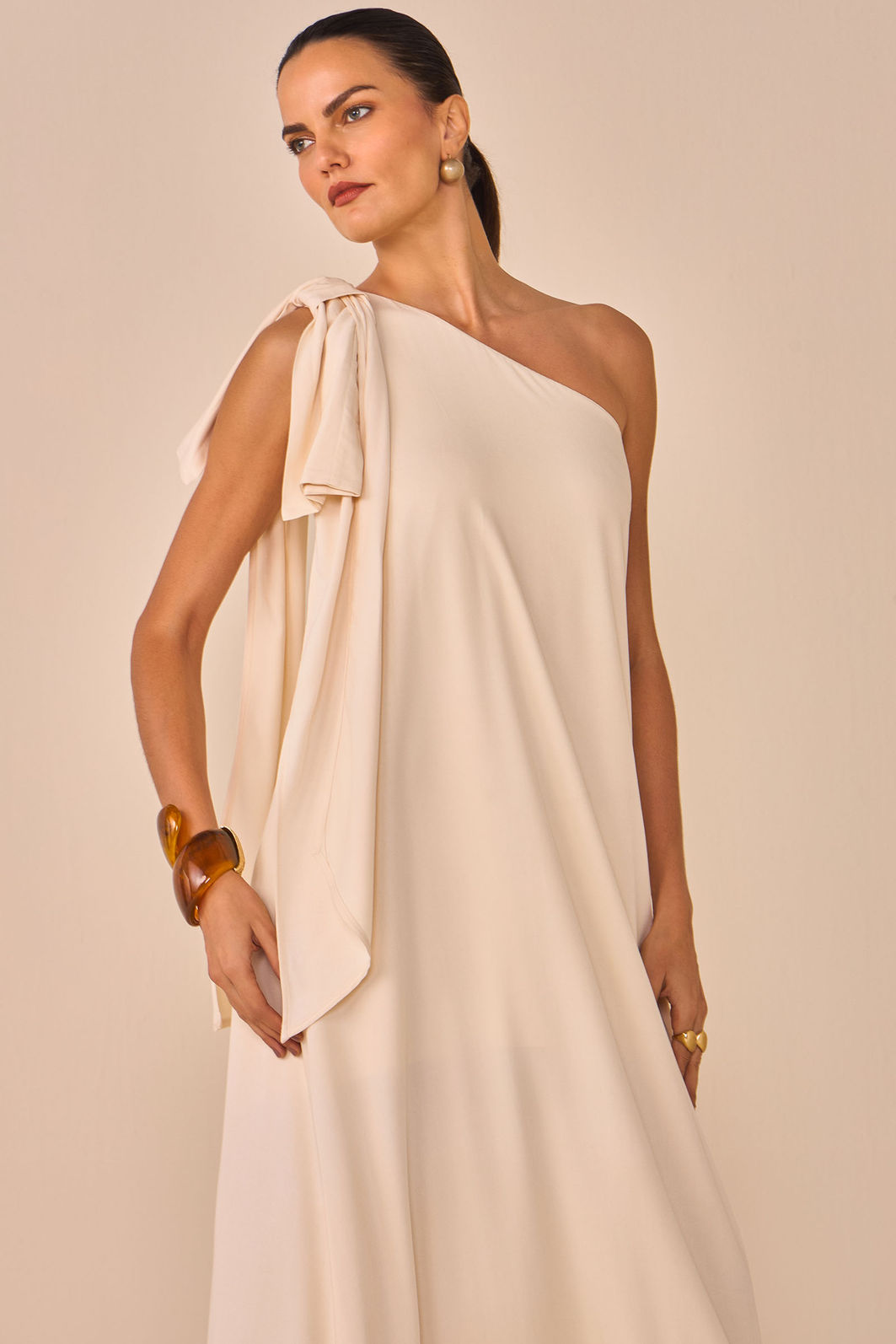 Vestido assimétrico maxi midi em blend de viscose 96179 Linzzi Vestido assimétrico maxi midi em blend de viscose 96179 Linzzi