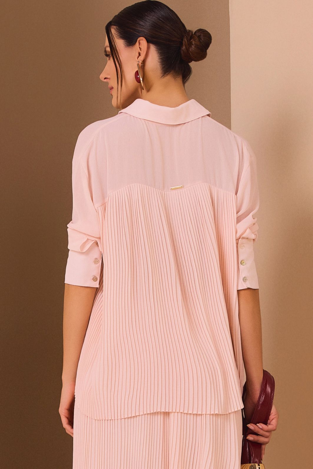Camisa em chiffon texturizado 97662 Linzzi Camisa em chiffon texturizado 97662 Linzzi
