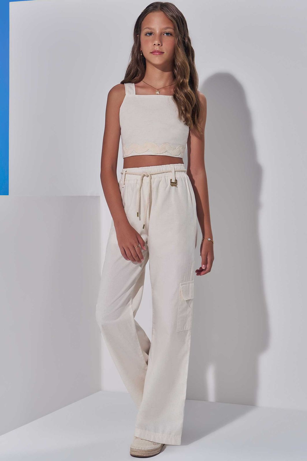 Conjunto de regata e calça wide leg em linho 99118 Vic Teen Menina Conjunto de regata e calça wide leg em linho 99118 Vic Teen Menina