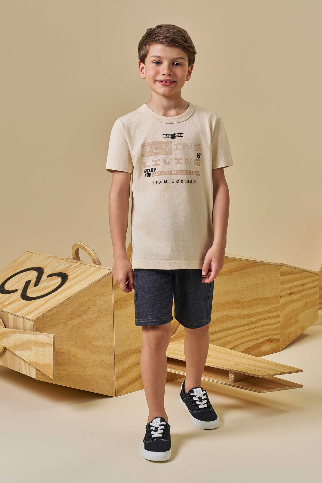 Conjunto de camiseta em meia malha e bermuda em malha denim com elastano 94574 LucBoo Infantil Menino Conjunto de camiseta em meia malha e bermuda em malha denim com elastano 94574 LucBoo Infantil Menino