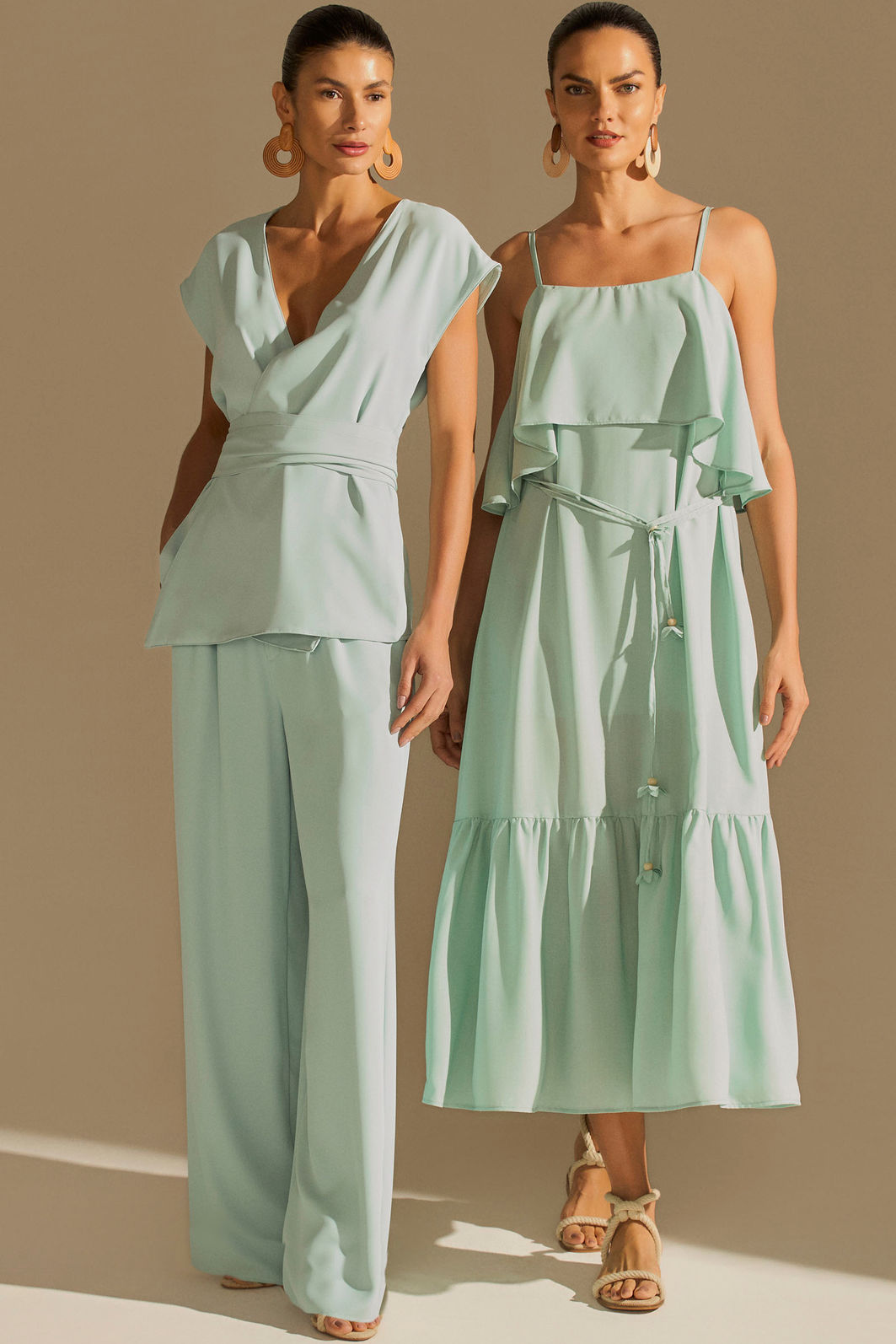 Vestido maxi midi em chiffon texturizado 95614 Linzzi Vestido maxi midi em chiffon texturizado 95614 Linzzi