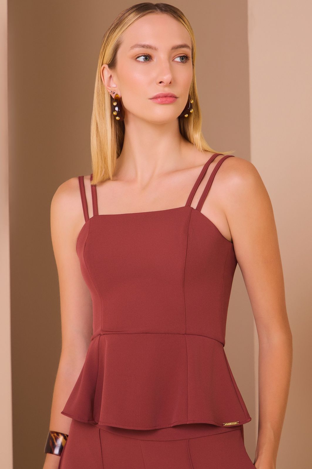 Blusa de alça em crepe premium 97759 Linzzi Blusa de alça em crepe premium 97759 Linzzi