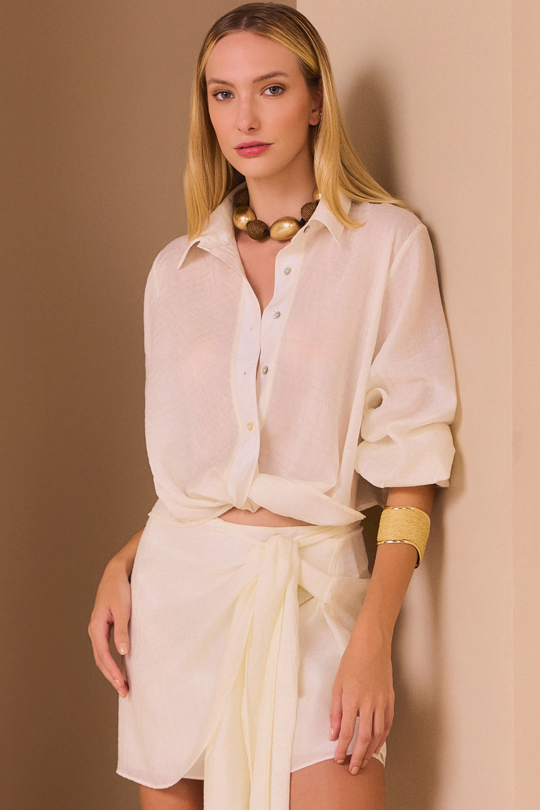 Camisa em tecido tencel premium 98446 Linzzi Camisa em tecido tencel premium 98446 Linzzi