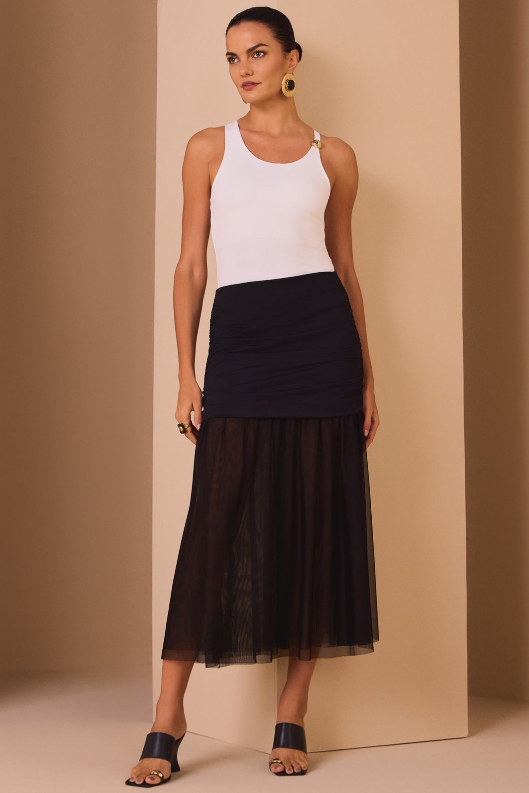 Saia maxi midi em malha delicaté e tule 99285 Linzzi Saia maxi midi em malha delicaté e tule 99285 Linzzi