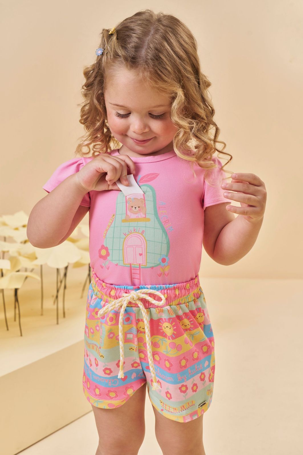 Conjunto de blusa em cotton e shorts em malha fresh 95261 Kukiê Infantil Menina Conjunto de blusa em cotton e shorts em malha fresh 95261 Kukiê Infantil Menina