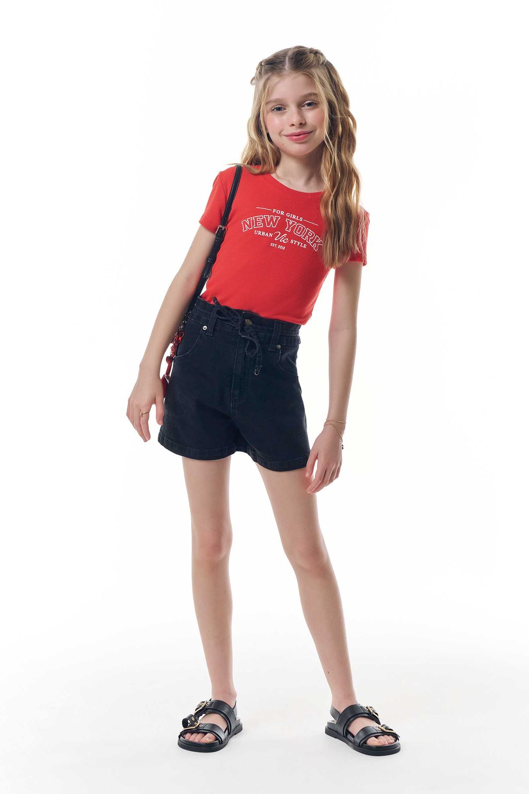 Shorts em jeans black com elastano 95609 Vic Teen Menina Shorts em jeans black com elastano 95609 Vic Teen Menina