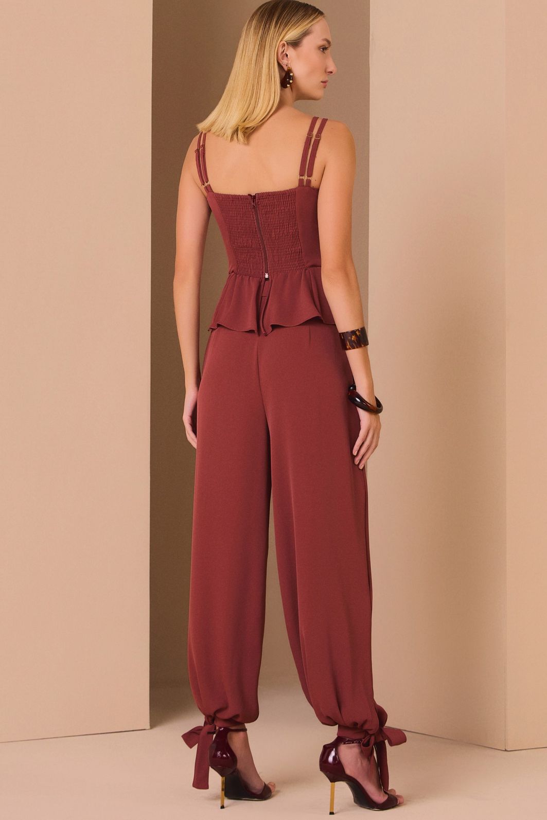 Blusa de alça em crepe premium 97759 Linzzi Blusa de alça em crepe premium 97759 Linzzi