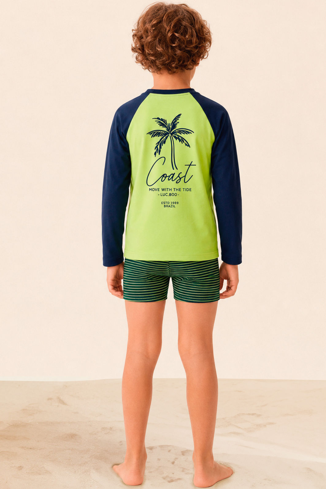 Conjunto de camiseta e sunga em malha UV dry com proteção UV50+ 24729 LucBoo Infantil Menino Conjunto de camiseta e sunga em malha UV dry com proteção UV50+ 24729 LucBoo Infantil Menino
