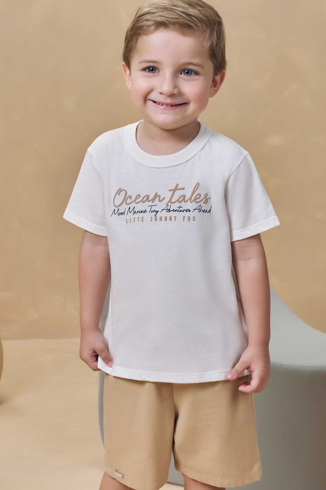 Conjunto de camiseta em meia malha e bermuda em linho santorine com elastano 95430 Johnny Fox Teen Menino Conjunto de camiseta em meia malha e bermuda em linho santorine com elastano 95430 Johnny Fox Teen Menino