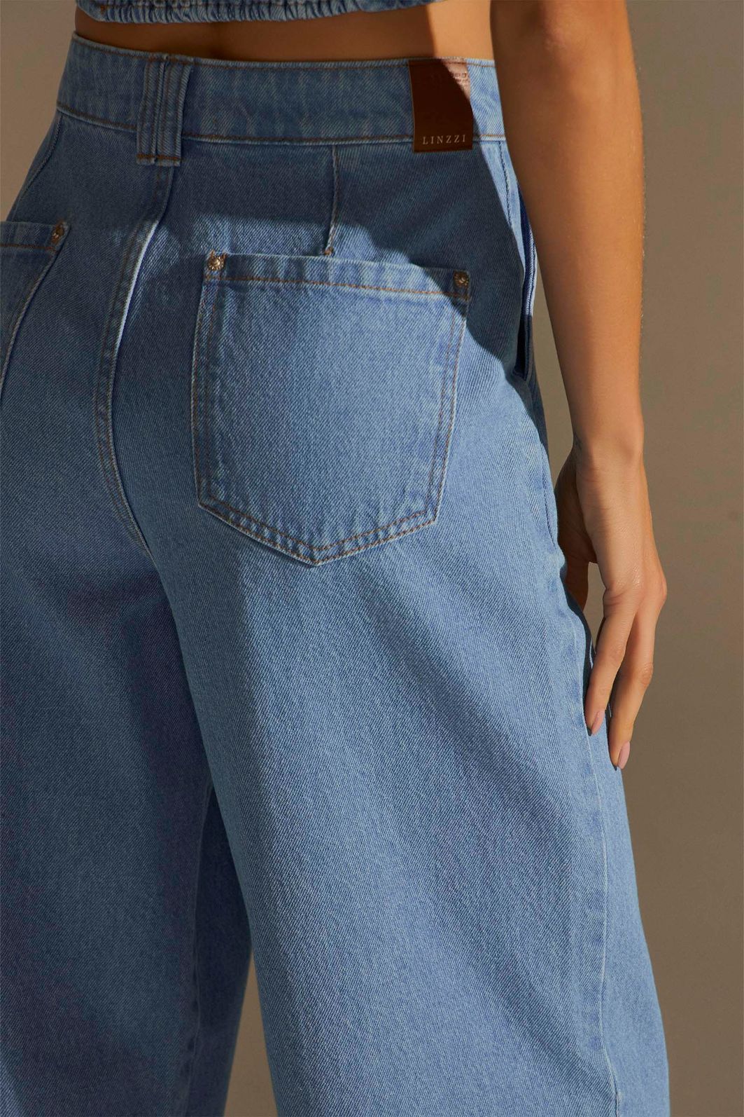 Calça reta em denim 94989 Linzzi Calça reta em denim 94989 Linzzi