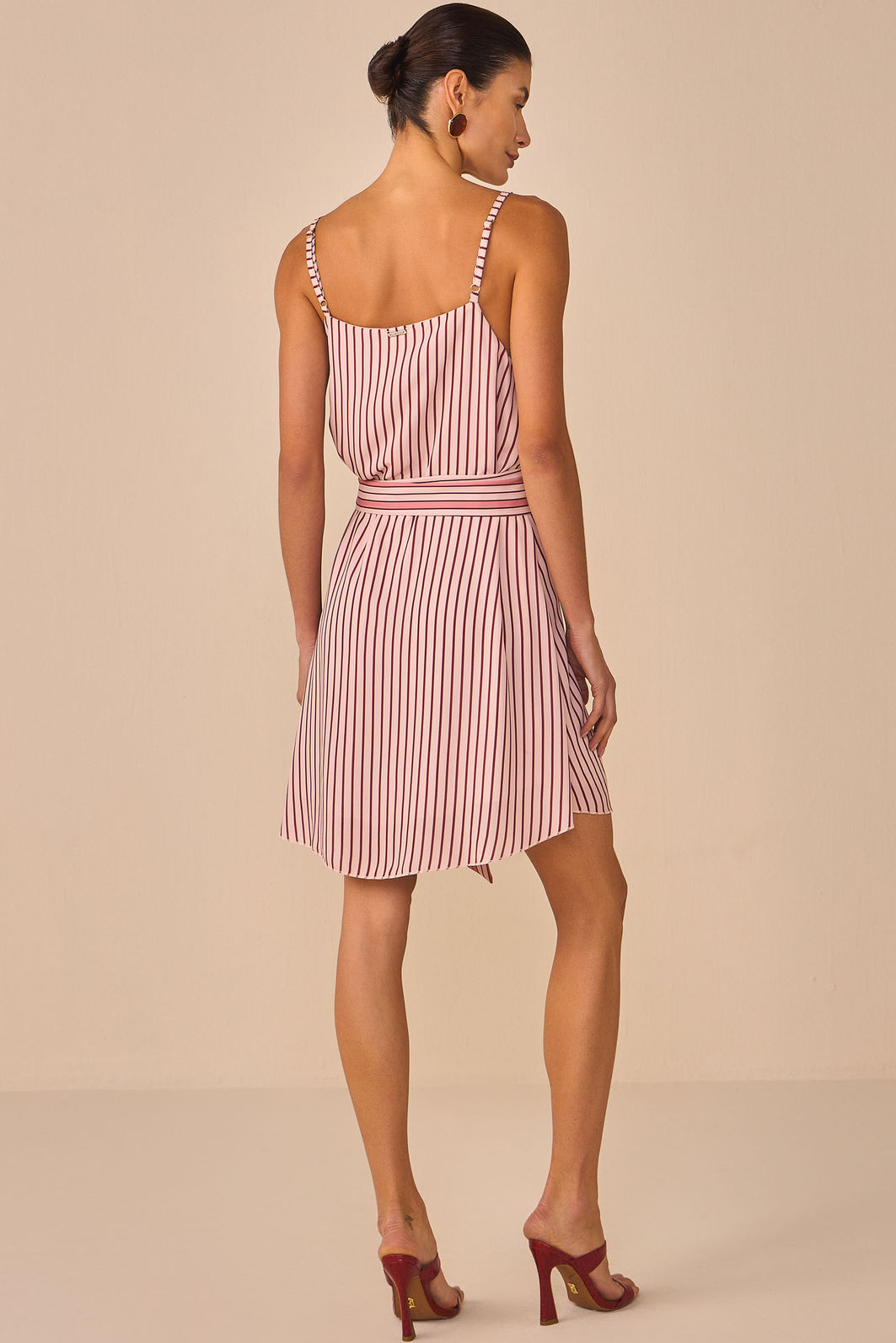 Vestido em chiffon listrado 96191 Linzzi Vestido em chiffon listrado 96191 Linzzi