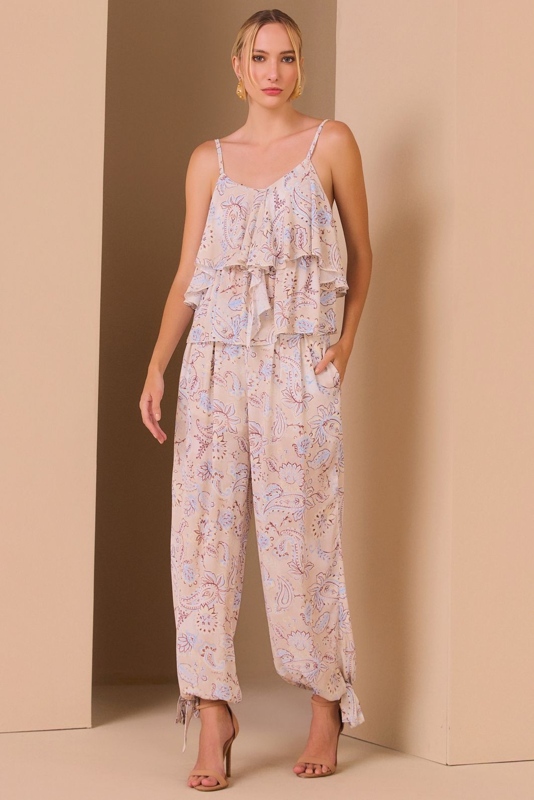 Calça oásis em chiffon texturizado com estampa exclusiva 98922 Linzzi Calça oásis em chiffon texturizado com estampa exclusiva 98922 Linzzi