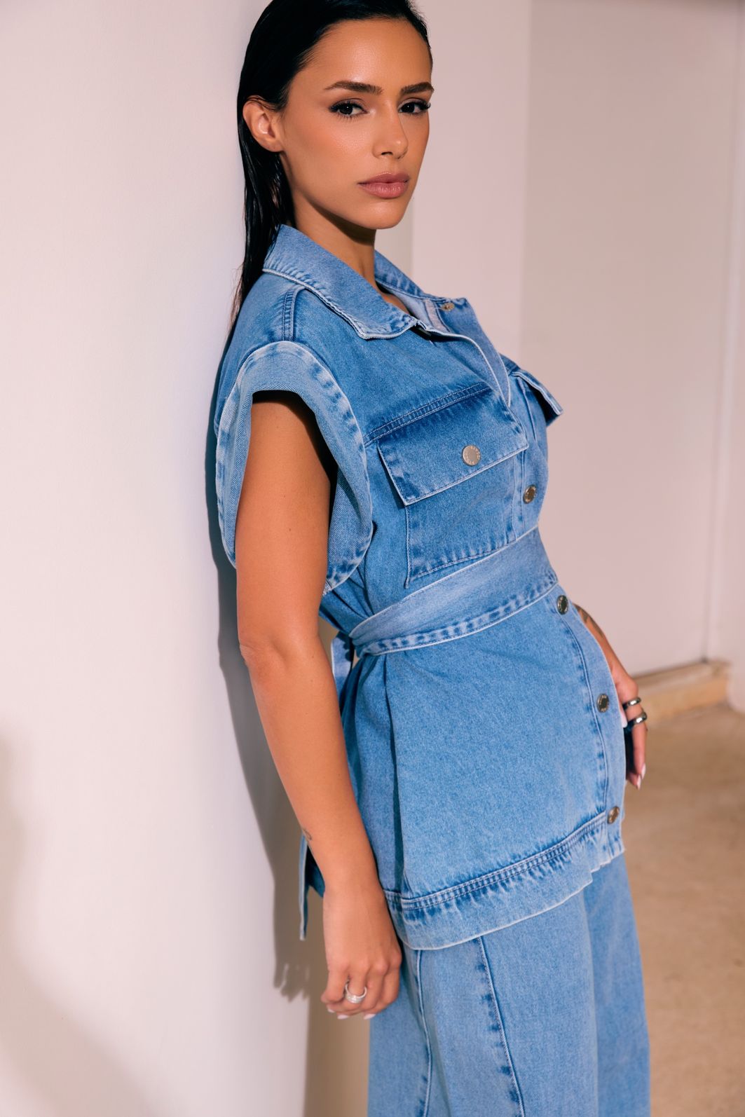 Colete oversized em denim 94439 Linzzi Colete oversized em denim 94439 Linzzi