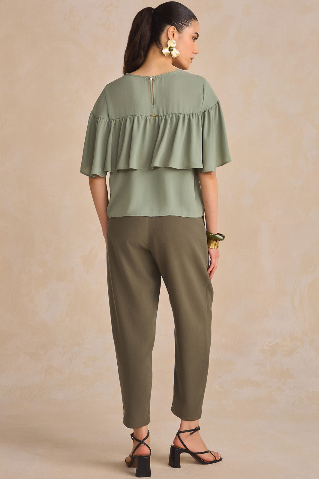 Blusa em chiffon creponado 90976 Linzzi Blusa em chiffon creponado 90976 Linzzi