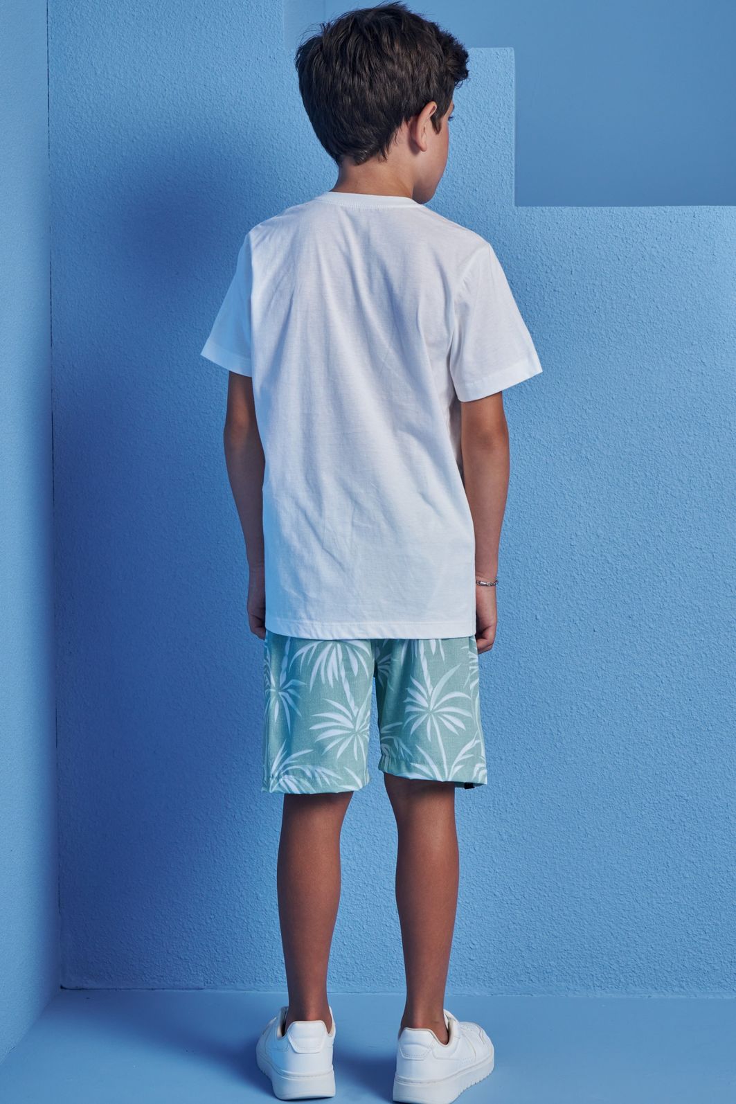 Conjunto de camiseta em meia malha e bermuda em nylon ergonomic com elastano 98695 Johnny Fox Teen Menino Conjunto de camiseta em meia malha e bermuda em nylon ergonomic com elastano 98695 Johnny Fox Teen Menino
