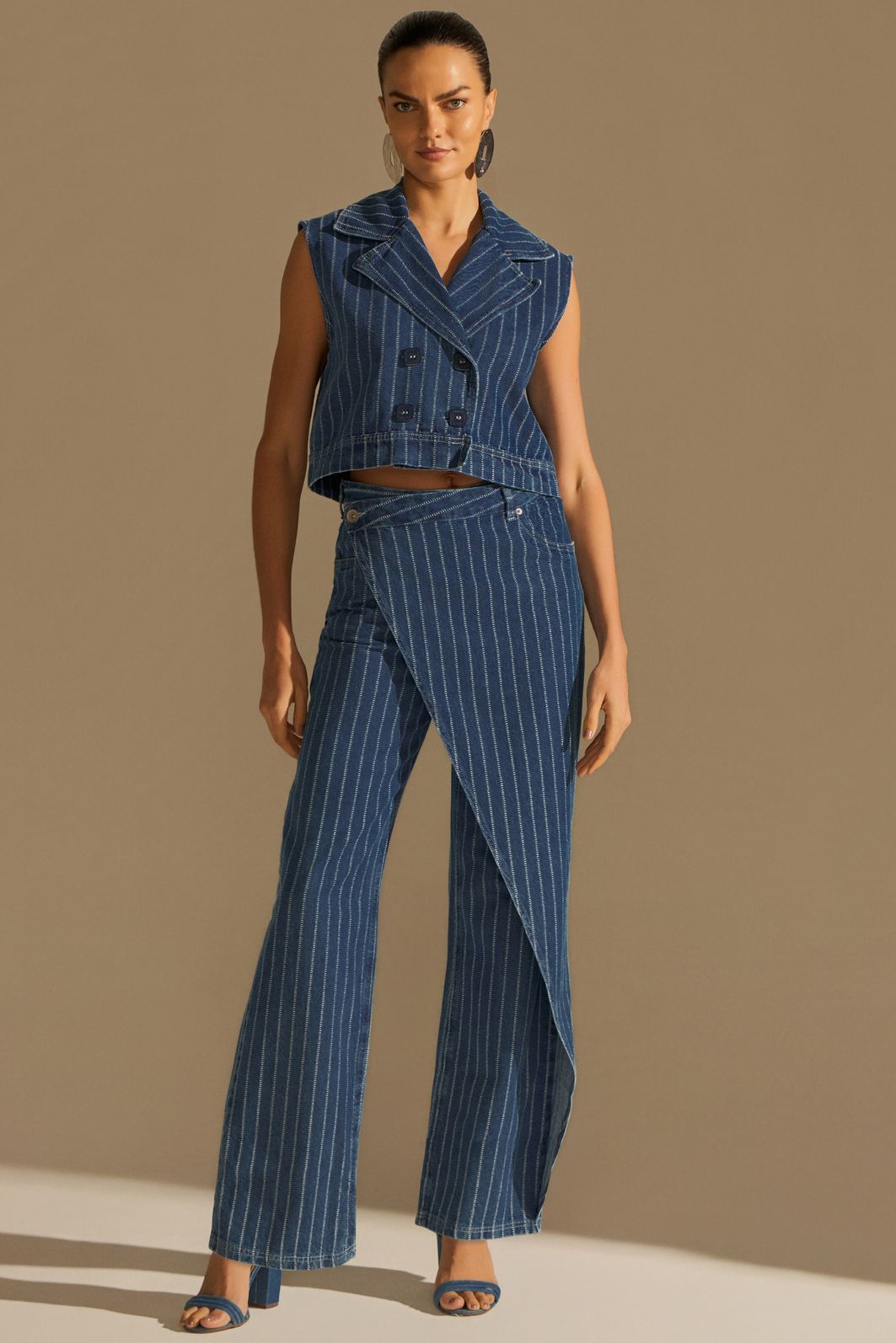 Colete em denim listrado 94449 Linzzi Colete em denim listrado 94449 Linzzi