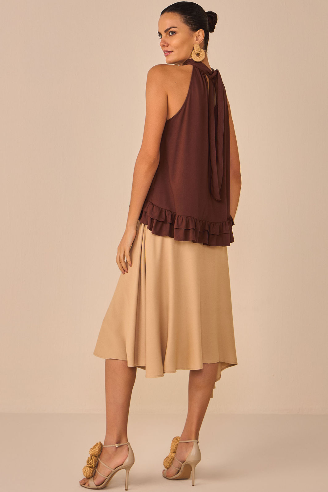 Blusa frente única de babados em blend de viscose 96201 Linzzi Blusa frente única de babados em blend de viscose 96201 Linzzi