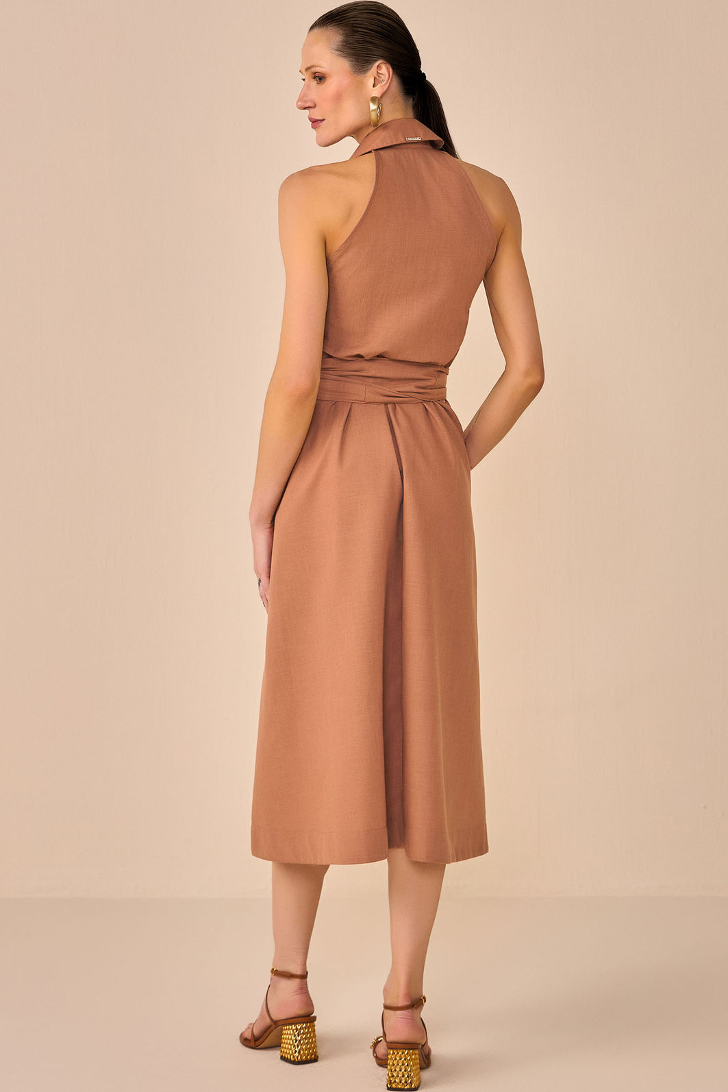 Vestido maxi midi em blend de linho 95622 Linzzi Vestido maxi midi em blend de linho 95622 Linzzi