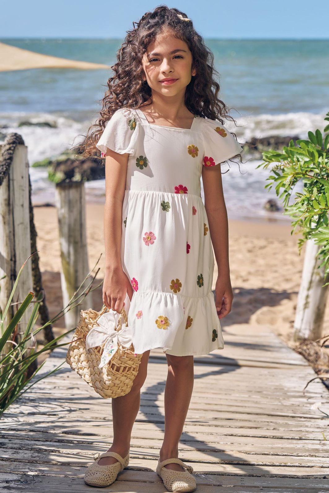Vestido em viscose bordado 96423 Infanti Infantil Menina Vestido em viscose bordado 96423 Infanti Infantil Menina