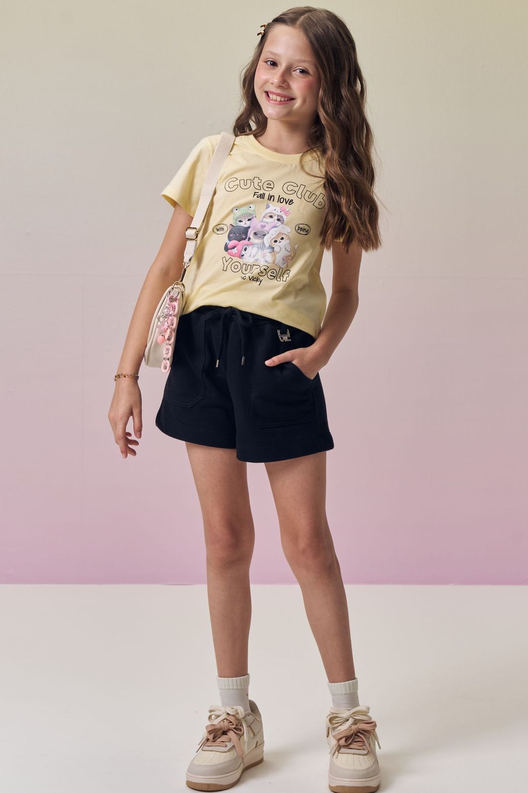 Shorts em moletom sem pelúcia 95345 Vic Teen Menina Shorts em moletom sem pelúcia 95345 Vic Teen Menina