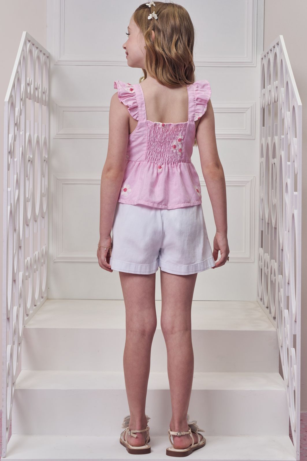 Conjunto de bata em tricoline bordado flores com shorts em sarja com elastano 98906 Infanti Infantil Menina Conjunto de bata em tricoline bordado flores com shorts em sarja com elastano 98906 Infanti Infantil Menina