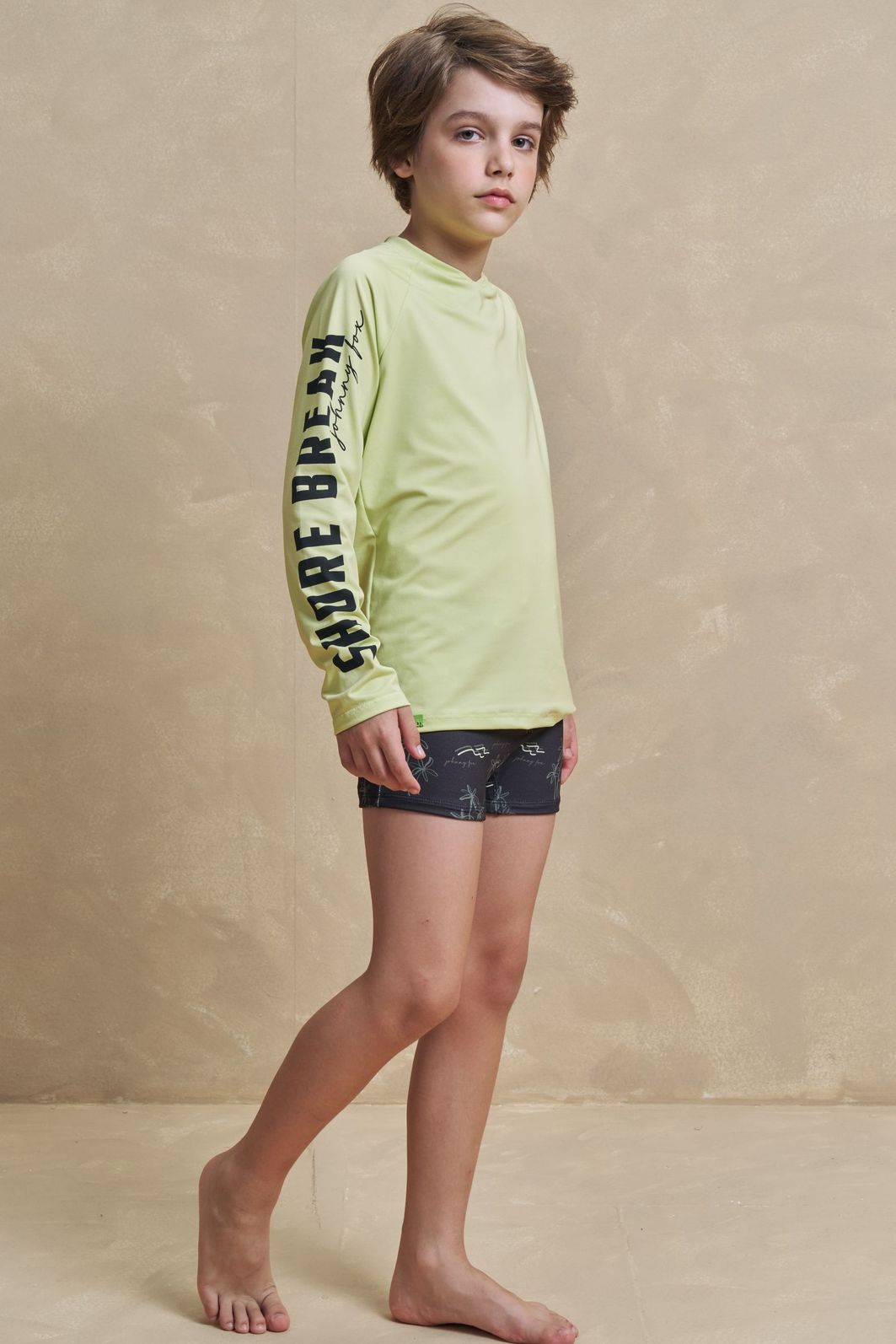 Conjunto de camiseta e sunga em malha uv dry com proteção UV50+ 97327 Johnny Fox Teen Menino Conjunto de camiseta e sunga em malha uv dry com proteção UV50+ 97327 Johnny Fox Teen Menino