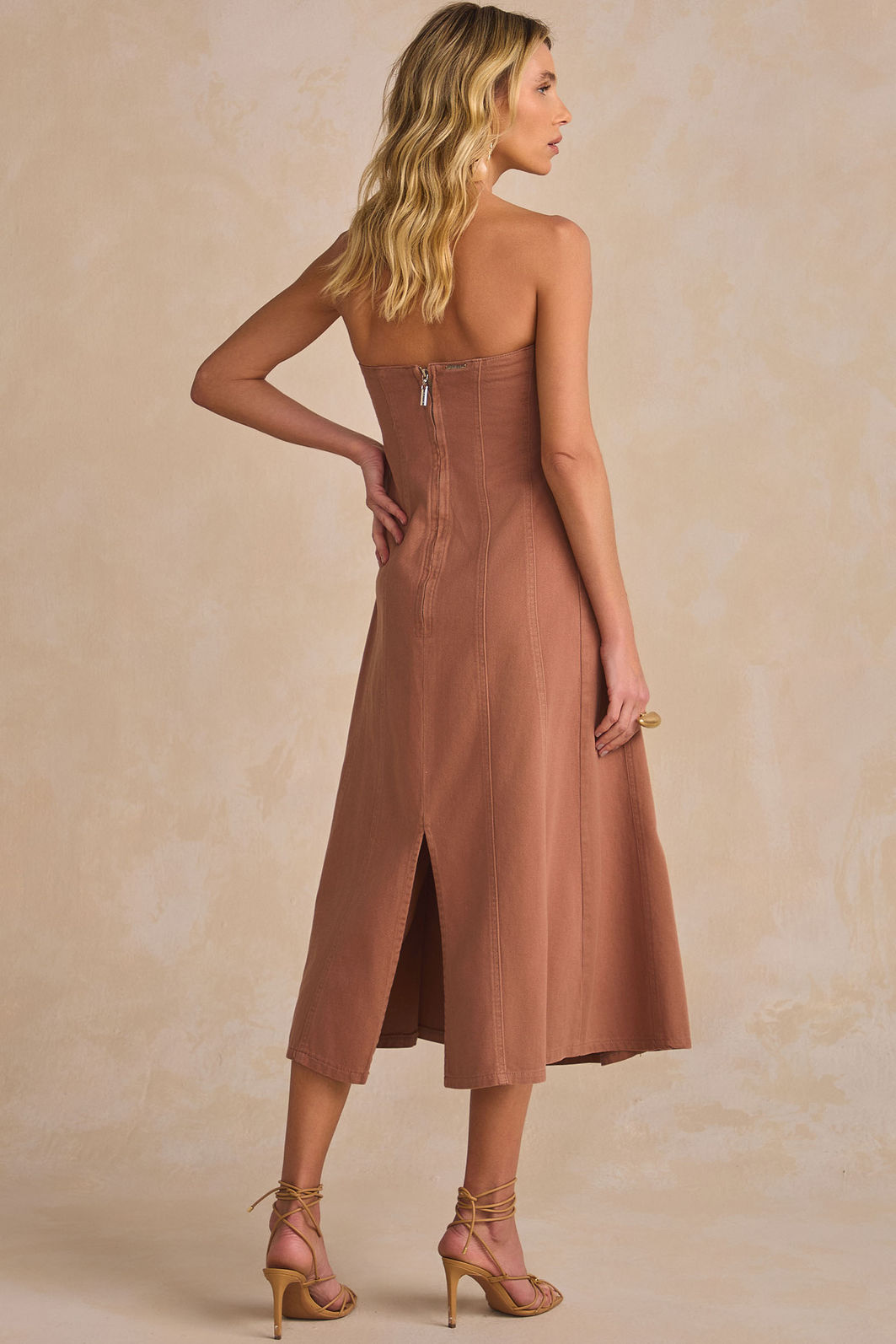 Vestido maxi midi em sarja 89317 Linzzi Vestido maxi midi em sarja 89317 Linzzi
