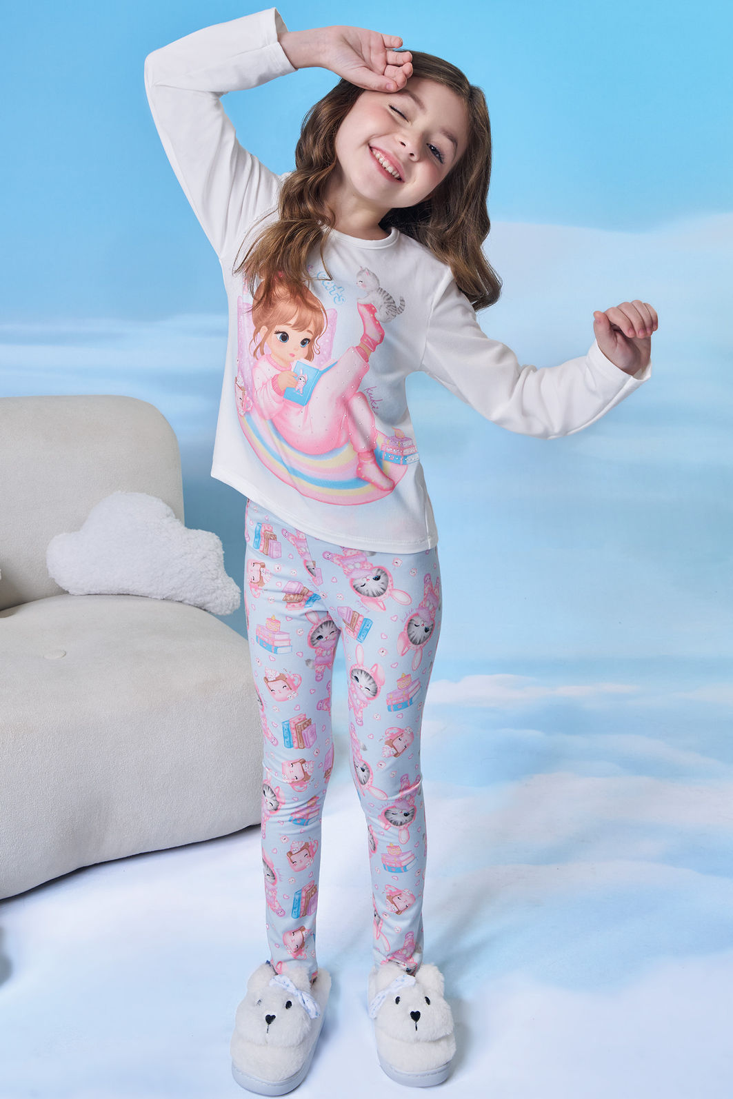 Conjunto de pijama de blusa e calça em malha comfy 89279 Kukiê Infantil Menina Conjunto de pijama de blusa e calça em malha comfy 89279 Kukiê Infantil Menina