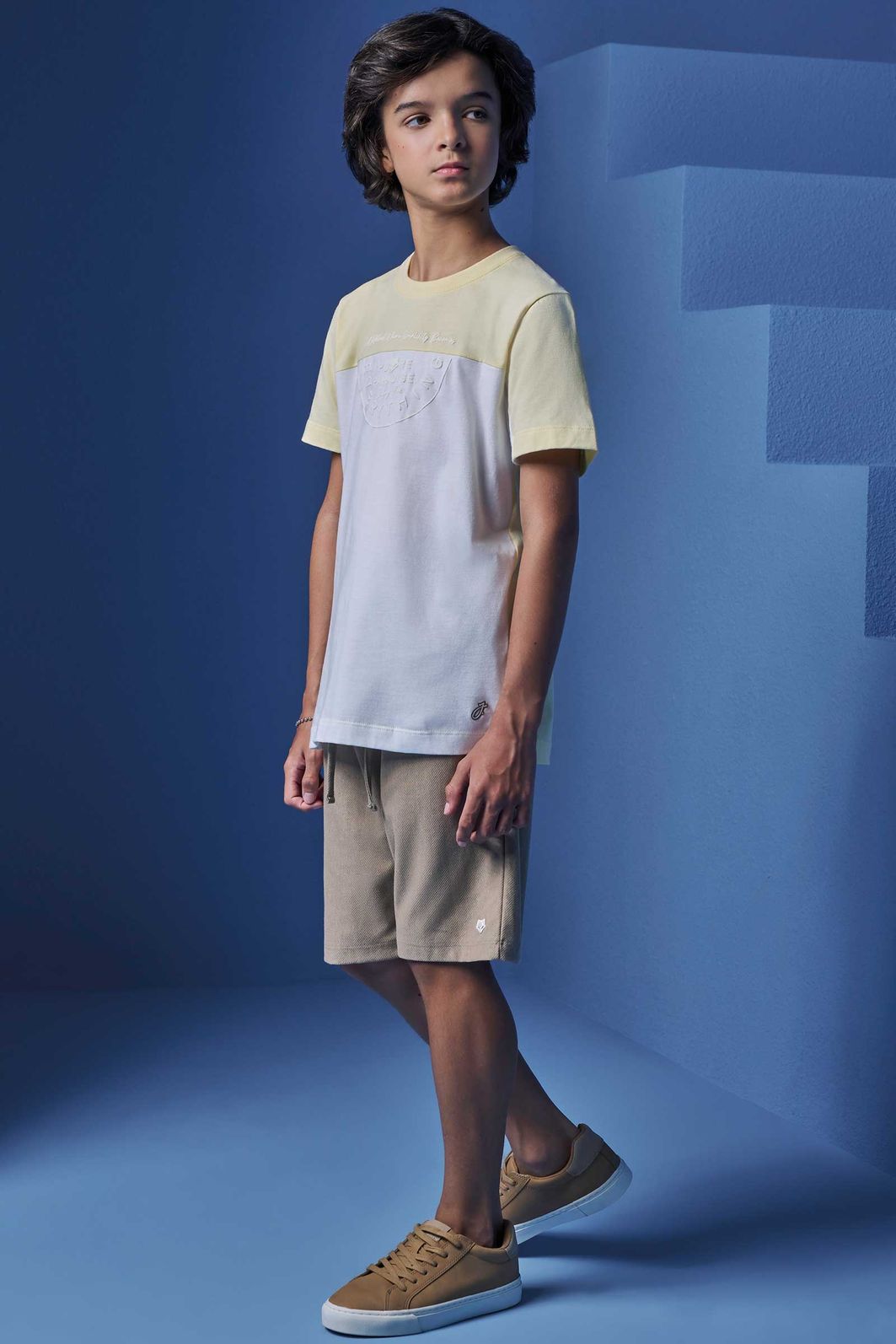 Conjunto de camiseta em meia malha e bermuda em cotton jeans com elastano 98694 Johnny Fox Teen Menino Conjunto de camiseta em meia malha e bermuda em cotton jeans com elastano 98694 Johnny Fox Teen Menino