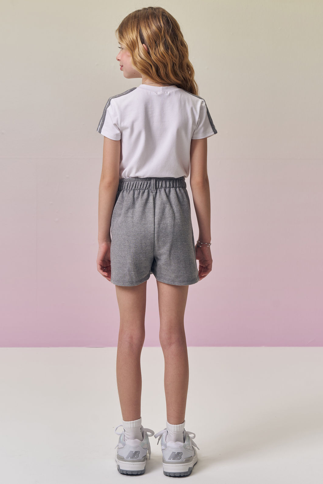 Conjunto de blusa em cotton e short saia em moletom sem pelúcia 96876 Vic Teen Menina Conjunto de blusa em cotton e short saia em moletom sem pelúcia 96876 Vic Teen Menina